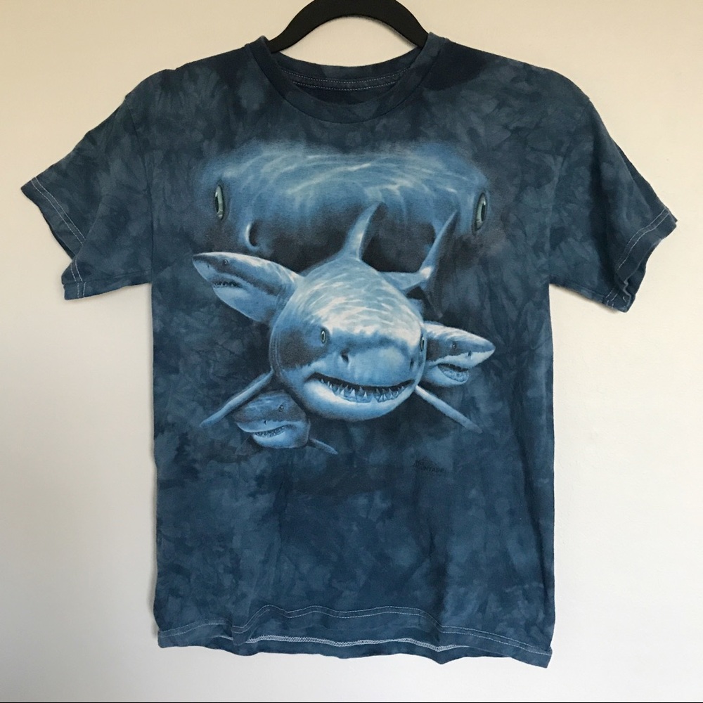 The Mountain Blue 3D Shark Graphic Shirt L (10/12)